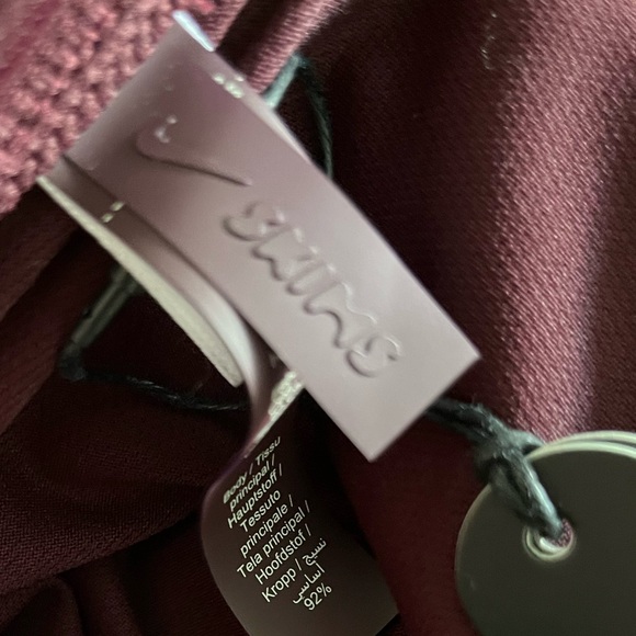 NWT Nike x Skims Airy VNeck Oversized Long Sleeve Top Size Large in Current - Picture 11 of 12